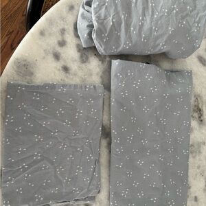Crate&Barrel Gray Patterned Bedding Sheets toddler bed